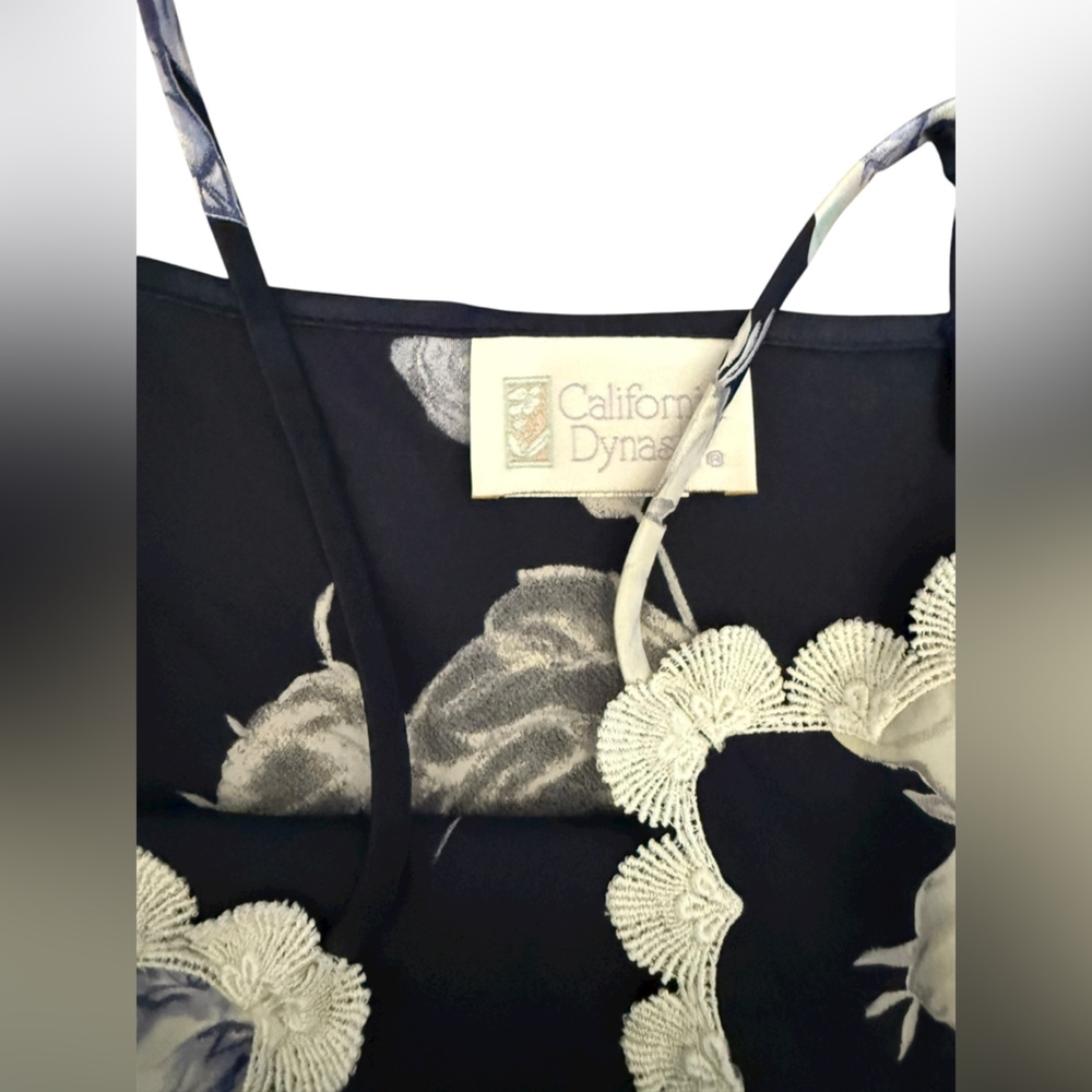 California Dynasty Vintage Floral Black and White Sleepwear Lingere - Picture 6 of 7